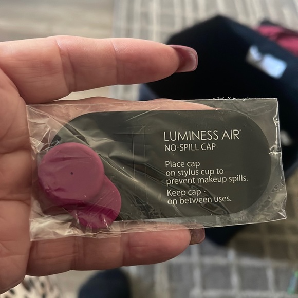 Luminess Air Other - Luminess Air no spill Cap new in package